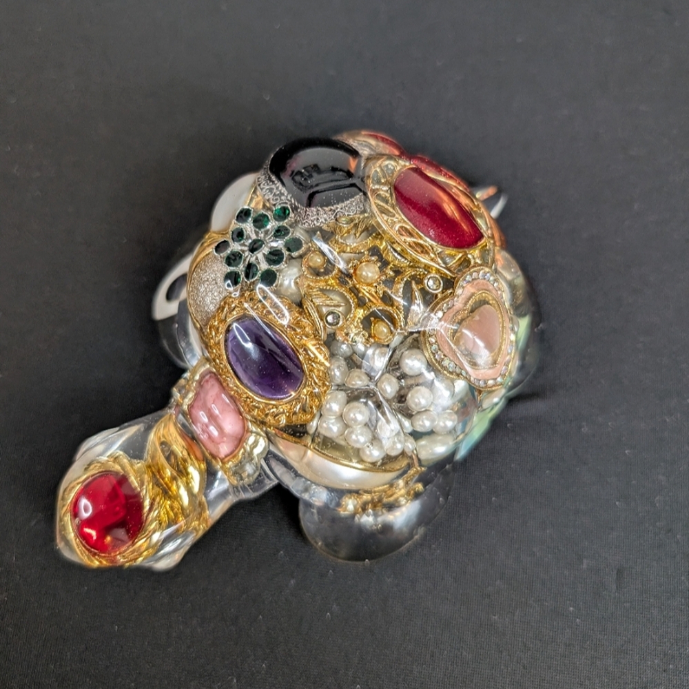 Handmade Vintage Jewelry Turtle - Artisan Upcycled Resin Decor Gifts - Picture 8 of 9